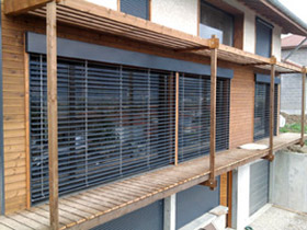 MENUIZEA Fenêtres Savoie 73 Volet roulant et Brise soleil